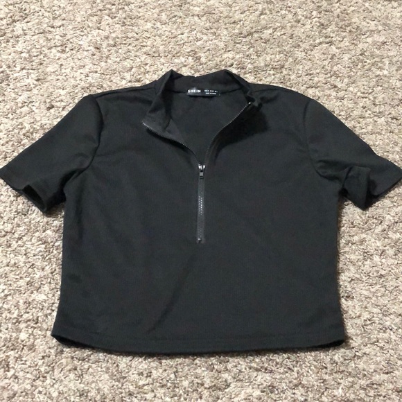 Black ribbed crop top with zipper - Picture 3 of 7